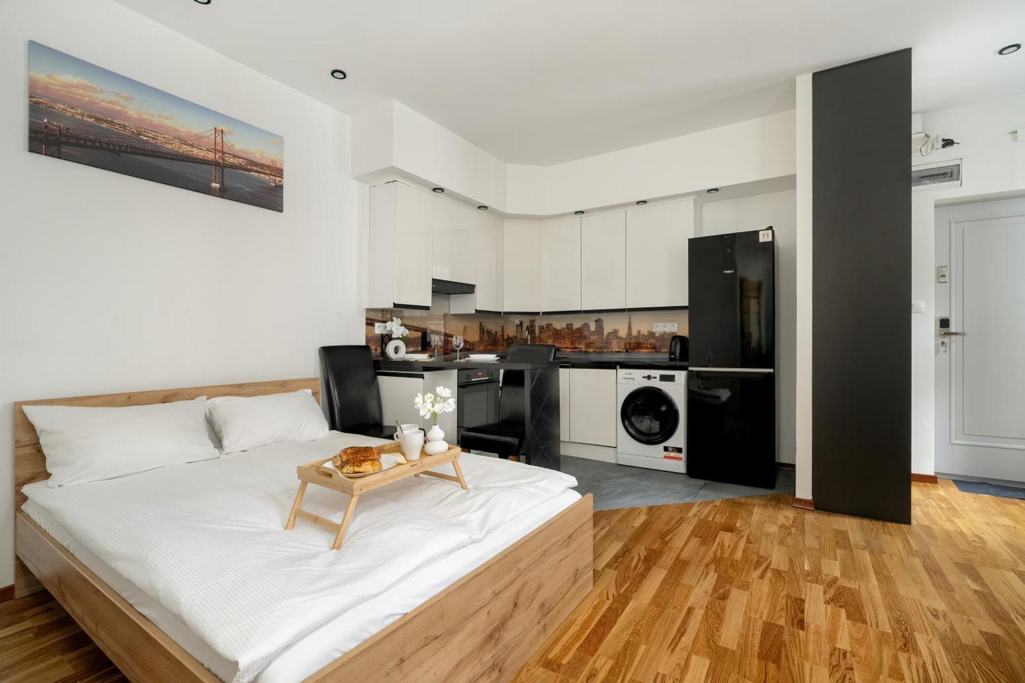 Przytulne Very Berry W Centrum Poznania By Renters * Poznan