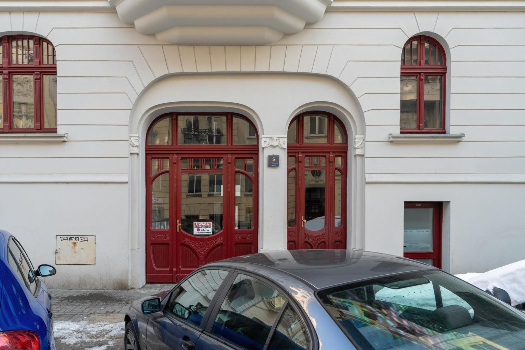 Przytulne Very Berry W Centrum Poznania By Renters
